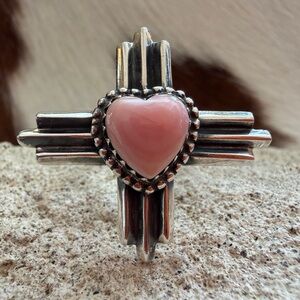 ❤️ Queen Pink Conch Heart Zia Cross Ring Sterling Silver Size 9 Navajo Style 10G